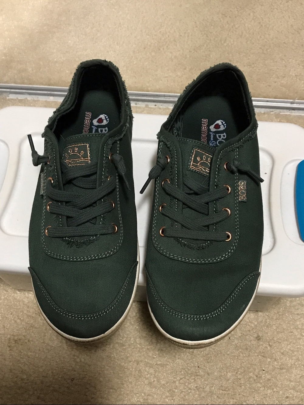Skechers Bobs Womens Casual Green Canvas Sneakers